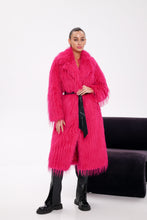 Load image into Gallery viewer, Faux Ostrich Effect Fur Coat
