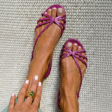 Load image into Gallery viewer, Women's Flat Peep-Toe Buckle Strap Sandals
