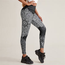Load image into Gallery viewer, 🖤 Plus Size High-Waist Compression Yoga Leggings with Pockets
