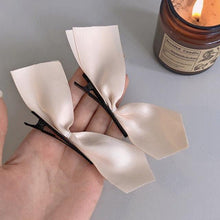 Load image into Gallery viewer, 2pcs Black White Ribbon Hair Bows Clips Vintage Bowknot Side Hairpin Cute Girls Barrettes Headdress Hair Accessories for Women
