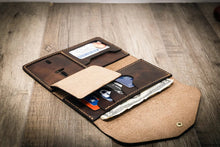 Load image into Gallery viewer, Badge Clutch Wallet - Walnut
