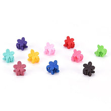 Load image into Gallery viewer, 30 Pcs/lot Children 4 Claws Plastic Hair Clips Mini Flowers Gripper Clamp Hair Accessories Hairpins Gorgeous Hair Accessories For Women
