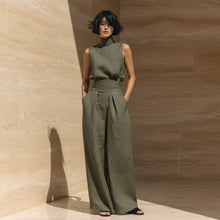Load image into Gallery viewer, Women's Linen-Blend High-Neck Sleeveless Top &amp; Wide-Leg Pants Set
