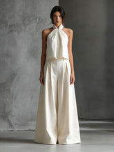 Load image into Gallery viewer, Loose-Fitting Sleeveless Top and Wide-Leg Pants Two-Piece Set.
