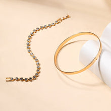 Load image into Gallery viewer, Vintage Jewelry Gold Diamond Bracelet
