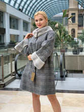 Load image into Gallery viewer, Genuine Scandinavian Mink Fur Rabbit Fur Lined Collar Virgin Wool Coat
