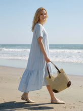 Load image into Gallery viewer, Woven Hollow-Out Shoulder Tote Bag
