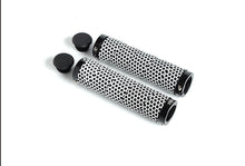 Load image into Gallery viewer, Bicycle Eco Grips Anti-Skid Bar End Comfy Hand Feel Road Cycling Handlebar Cover Grips Double Lock On Bicycle Handlebar Soft Non-Slip Locking Bike Grips Comfortable And Shock Absorption For Mountain Beach Cruiser Scooter Folding Bike
