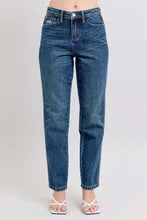 Load image into Gallery viewer, Judy Blue Full Size High Waisted Rigid Magic Non-destroy Straight Leg Jeans
