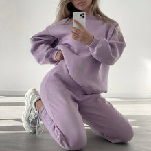 Load image into Gallery viewer, Women's Crewneck Sweatshirt &amp; Jogger Pants Two-Piece Set – Loose Fit
