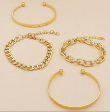 Load image into Gallery viewer, Simple And Smooth C-shaped Hollow Chain Bracelet Set
