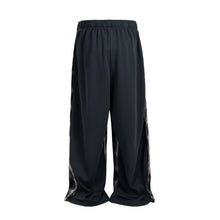Load image into Gallery viewer, PLAID SPLIT SWEATPANTS
