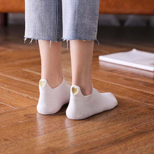 Load image into Gallery viewer, 4 Pairs Fashion Socks New Spring Cotton Non-Slip No-Show Boat Socks Novelty Girls Cute Heart Embroidery Casual Funny Ankle Socks Pack For Women
