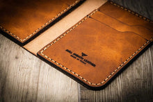 Load image into Gallery viewer, Western Vertical Wallet
