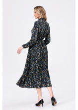 Load image into Gallery viewer, Floral Midi Dress
