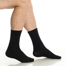 Load image into Gallery viewer, Men’s &amp; Women’s Bamboo Diabetic Crew Socks 4-Pack
