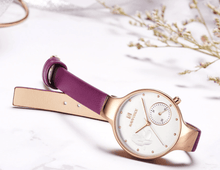 Load image into Gallery viewer, Elegant Women's Analog Quartz Watch With Leather Belt Waterproof Wristwatch Excellent Design Perfect Gift
