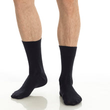 Load image into Gallery viewer, Men’s &amp; Women’s Bamboo Diabetic Crew Socks 4-Pack
