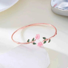 Load image into Gallery viewer, Rose Bypass Ring and Bracelet Jewelry Set
