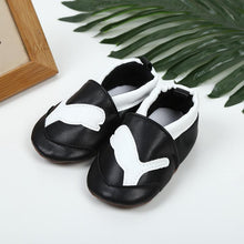 Load image into Gallery viewer, Beautiful Spring And Autumn Baby Toddler Shoes Soft Soles Small Comfortable Children Shoes

