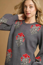 Load image into Gallery viewer, Umgee Single Flower Stem Jacquard Sweater

