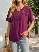 Load image into Gallery viewer, Women's Pearl-Trim Hollow-Out T-Shirt – Loose Fit, Short Sleeve, Casual Chic
