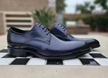 Load image into Gallery viewer, Burnished Calfskin Lace-Up Oxford Black
