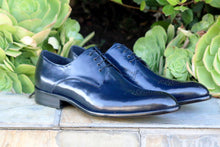 Load image into Gallery viewer, Burnished Calfskin Lace-Up Oxford Navy
