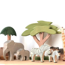 Load image into Gallery viewer, Wooden Animal Figures Handcrafted Elephant Lion Giraffe Toys - # BOT&amp;G512610002
