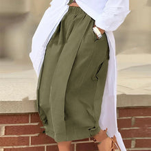 Load image into Gallery viewer, Women's Solid Color Cotton Wide Leg Cropped Pant
