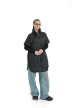 Load image into Gallery viewer, Emery Relaxed Fit Vest in Black
