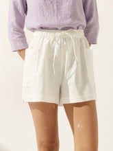 Load image into Gallery viewer, 100% Linen Utility Side Pocket Short WYNNIE
