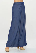 Load image into Gallery viewer, Made in USA Tencel Straight Leg Pants with Side Pockets
