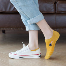 Load image into Gallery viewer, 5 Pairs Kawaii Cute Animal Print Socks Set Invisible Happy Fashion Ankle Funny Socks Set Girl Cotton Summer Silicone Non-slip Boat Socks Ankle Socks For Men And Women
