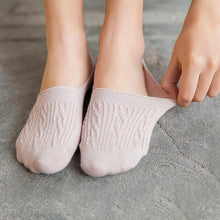 Load image into Gallery viewer, 5 Pairs Women Cotton Low Cut Socks Solid Snowflake Soft Summer Silicone Non-slip Deep Mouth Prevent Heel Loss Slipper Socks For Women
