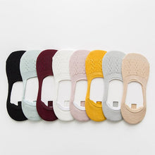 Load image into Gallery viewer, 5 Pairs Women Cotton Low Cut Socks Solid Snowflake Soft Summer Silicone Non-slip Deep Mouth Prevent Heel Loss Slipper Socks For Women
