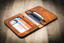 Load image into Gallery viewer, The Georgetown Minimalist Wallet in Chestnut Brown
