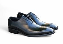 Load image into Gallery viewer, Burnished Calfskin Lace-Up Oxford Black
