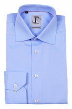 Load image into Gallery viewer, Made in Italy Dress Shirts// Lt Blue - contemporary fit

