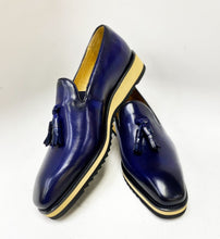 Load image into Gallery viewer, Calfskin Slip-On Tasseled Loafer Navy
