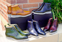 Load image into Gallery viewer, Burnished Calfskin Lace-Up Boot Hunter Green
