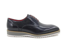 Load image into Gallery viewer, Burnished Calfskin Lace-Up Shoe Black
