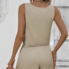 Load image into Gallery viewer, Women’s Solid Color Off-Shoulder Lace-Up Shorts Set
