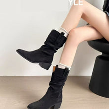 Load image into Gallery viewer, Autumn Western Pleated Short Cowhide Leather Boots for Women
