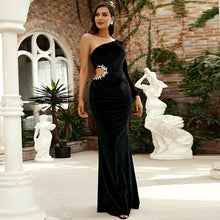 Load image into Gallery viewer, Long Sleeve Diagonal Collar Sexy Cutout Banquet Sheath Velvet Evening Dress

