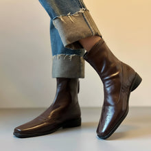 Load image into Gallery viewer, Women's French Retro Genuine Leather Square Toe Block Heel Ankle Boots
