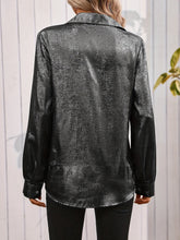 Load image into Gallery viewer, Satin Minimalist Long Sleeve Shirt
