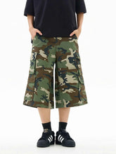 Load image into Gallery viewer, Men's Relaxed Fit Camo Cargo Shorts
