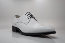 Load image into Gallery viewer, Calfskin Lace-Up Oxford White
