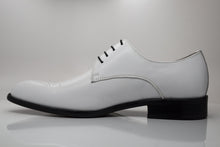 Load image into Gallery viewer, Calfskin Lace-Up Oxford White
